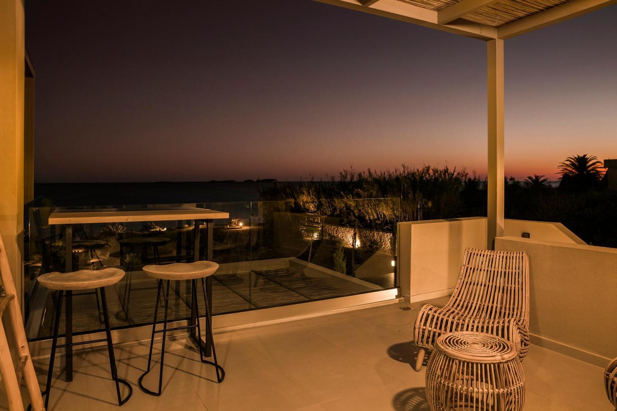 Grand Blue Beach Residences ليكسوري المظهر الخارجي الصورة